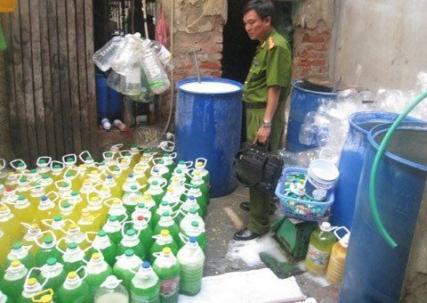 Tràn lan nước rửa chén độc hại