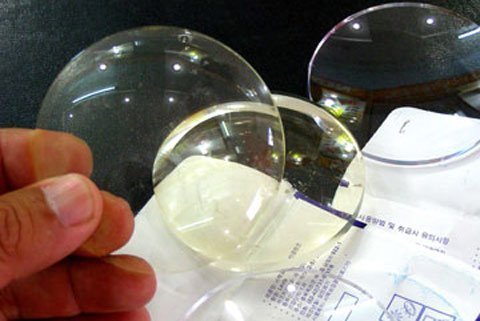 Mê hồn trận… kính thuốc: Loạn đo mắt, loạn cả tròng kính