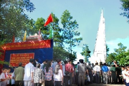 Khúc ca hào hùng về các liệt sĩ