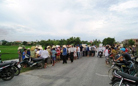 Giận người yêu, nữ sinh nhảy sông tự vẫn