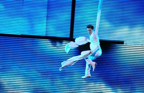 Đàm Vĩnh Hưng lại chơi ngông