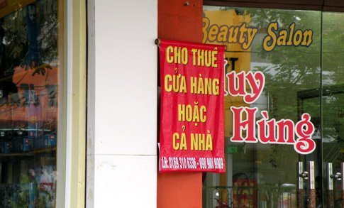 Thua lỗ đậm, kinh doanh nhỏ tháo chạy