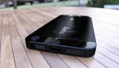 iPhone thế hệ thứ 6 không mang tên iPhone 5?