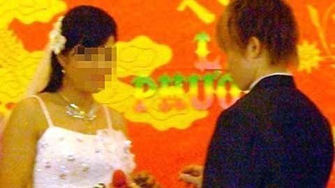 Hôn nhân đồng giới: Cấm, nhưng không cứng nhắc ?