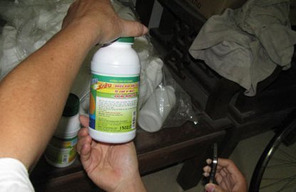 Sống chung với thuốc trừ sâu cực độc tại khu đô thị Xa La