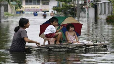 Mưa ngập Manila, nghĩ về mưa ngập Hà Nội