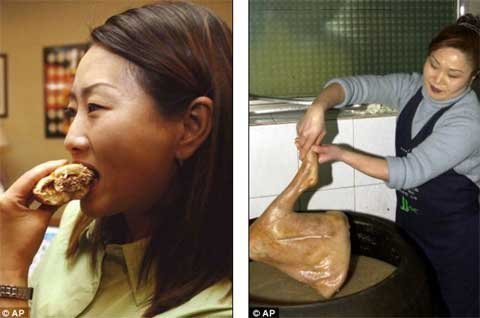 Tập quán ăn thịt chó chống nóng ở Hàn Quốc bị lên án