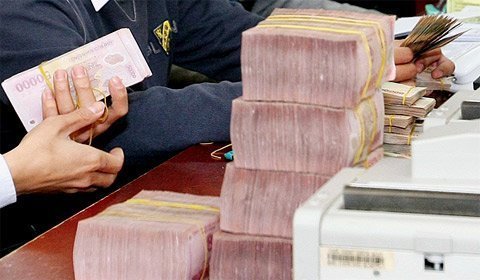 Yêu cầu điều tiết lương, thu nhập cho hợp lý