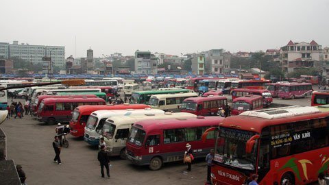 Đi xe khách dịp 2/9: Khuyến cáo vào bến mua vé