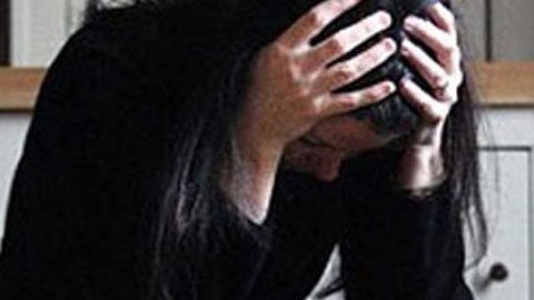 Thần kinh không bình thường nên vô cớ đánh người