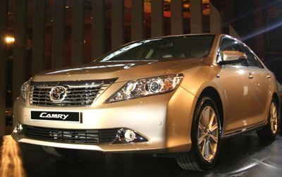 Camry 2012 - những thay đổi ấn tượng