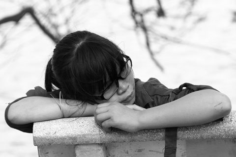 Gia tăng du học sinh nhập viện tâm thần khi về nước