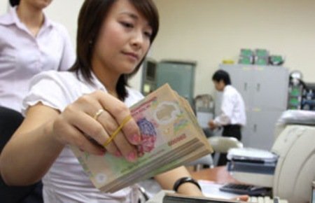 Đón nới lỏng tiền tệ: NH tung chiêu lạ hút vốn