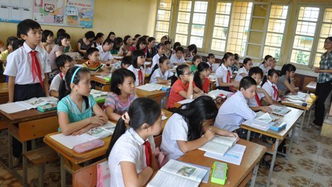 Không cấm được giáo viên giao bài về nhà
