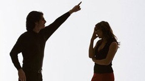 Những ông chồng ngang nhiên đưa 
