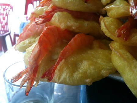 Kinh hoàng cách chế biến bánh tôm hồ Tây 'nhái'