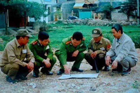 Nhìn vết máu, 'đọc' ra sát thủ đâm 140 nhát dao