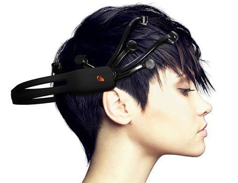 Thiết bị rẻ tiền “hack” được não người