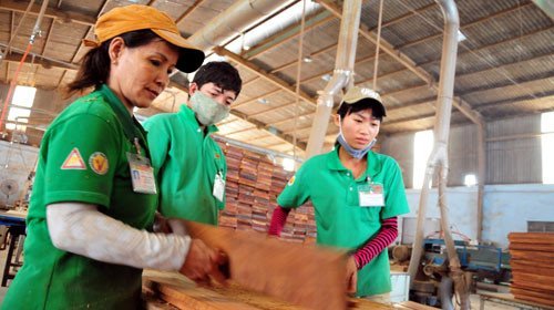 Xuất khẩu: Trụ cột vững chắc trong khó khăn
