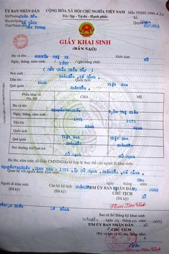 Thiếu nữ 16 tuổi bỏ rơi con mới sinh