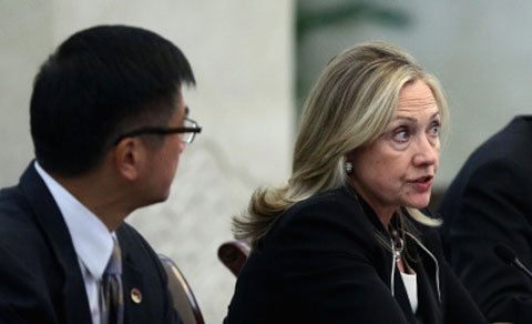 Tập Cận Bình hoãn gặp Hillary Clinton