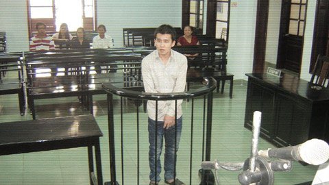 Lĩnh án vì làm 'chuyện ấy' với người yêu nhí