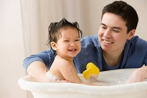 Cú sốc...cậu quý tử có con với ô sin