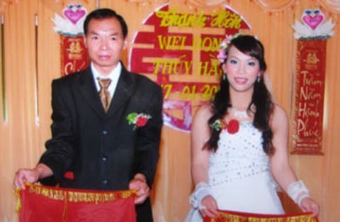 Độc chiêu lừa gái miền Tây vào 'động'