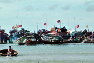 Phát hiện hàng trăm cổ vật dưới đáy biển Quảng Ngãi