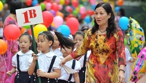 Trẻ lớp 1 rối nhiễu tâm lý sau ngày khai giảng