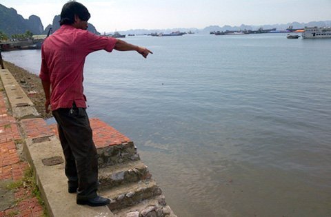 Phát hiện xác hài nhi trên biển Hạ Long