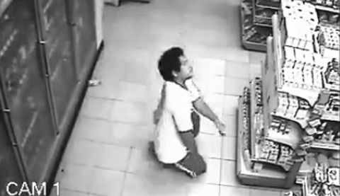 Người thanh niên bị 