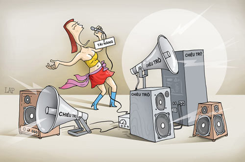 Phanh phui sự xấu xí của showbiz Việt