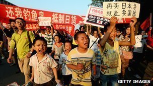 Người biểu tình TQ tấn công các hãng Nhật