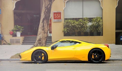 Siêu xe Ferrari đẹp nhất Việt Nam của đại gia Hà Nội