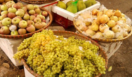 Bị 'ghẻ lạnh', rau quả Trung Quốc ế ẩm