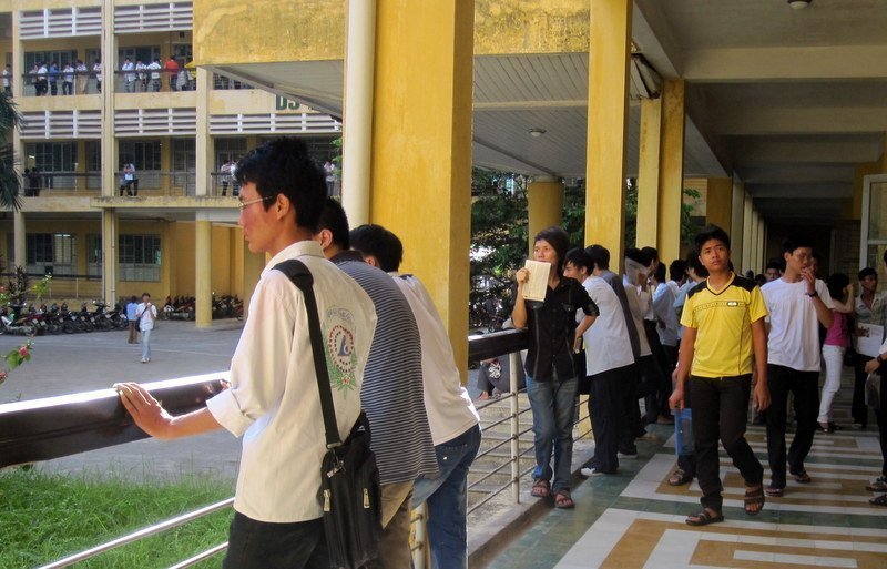 Những bi kịch của tân sinh viên