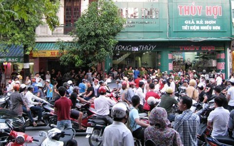 Thời sự trong ngày: Vụ ép nợ kinh hoàng