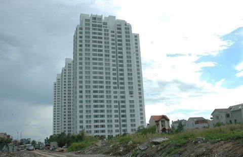 Miệt mài chào bán căn hộ penthouse