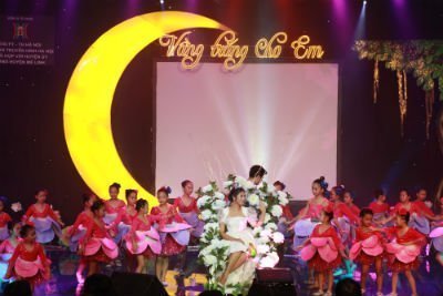 Trung Thu xem gì? Ở đâu?