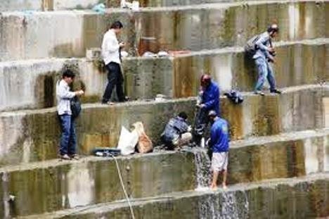 Đừng lạm dụng sự hi sinh của dân