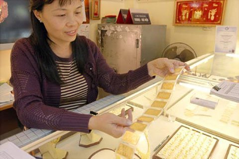 Vàng có thể lên trên 50 triệu đồng/lượng