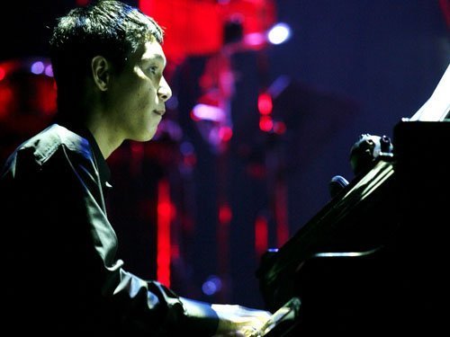 Thay thế Phương Uyên là động tác giả của The Voice