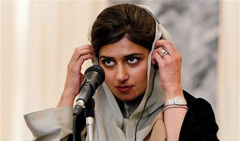 Nữ ngoại trưởng Pakistan dính nghi án tình cảm