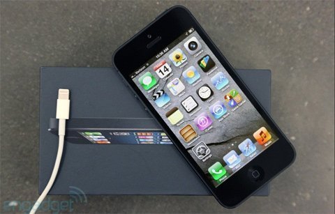 iPhone 5 chỉ tiêu tốn 0,41 USD tiền điện 1 năm