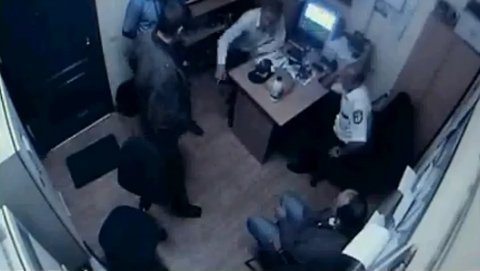 Lũ cướp nổ súng hạ sát 3 nhân viên bảo vệ