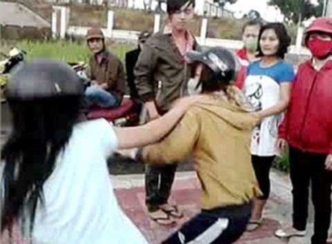 Giới trẻ dùng bạo lực để tìm lại sự công bằng?