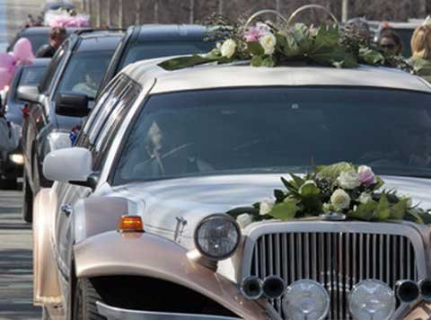 Moscow náo động vì vụ vãi đạn mừng đám cưới