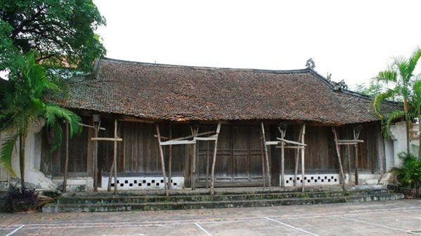 Lòng thành không cứu được đình làng