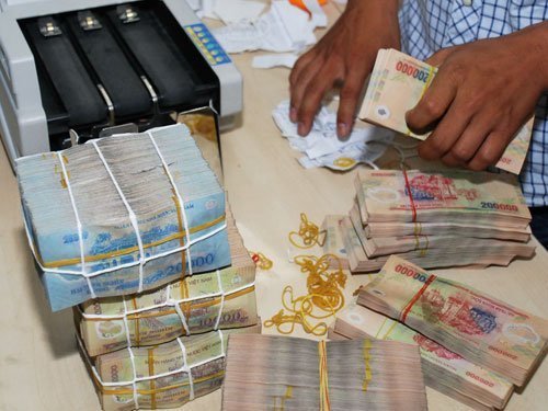 Giấu nợ xấu: Ngân hàng nuôi 'bệnh ung thư'